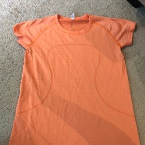 Lululemon Swiftly Tech Orange Short Sleeve 10